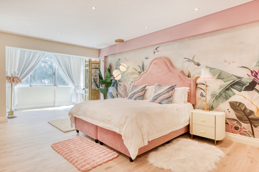 3 Bedroom Property for Sale in Sea Point Western Cape